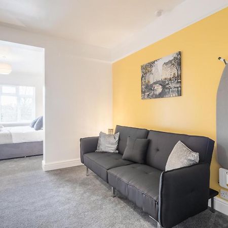 Private Room 5 With Kitchenette By Cb Stays No Minimum Stays Cambridge  Ngoại thất bức ảnh